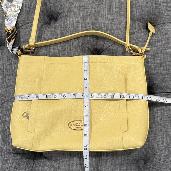 Coach Bag Scout Daffodil Yellow Pebbled Leather Satchel - Picture 17 of 17
